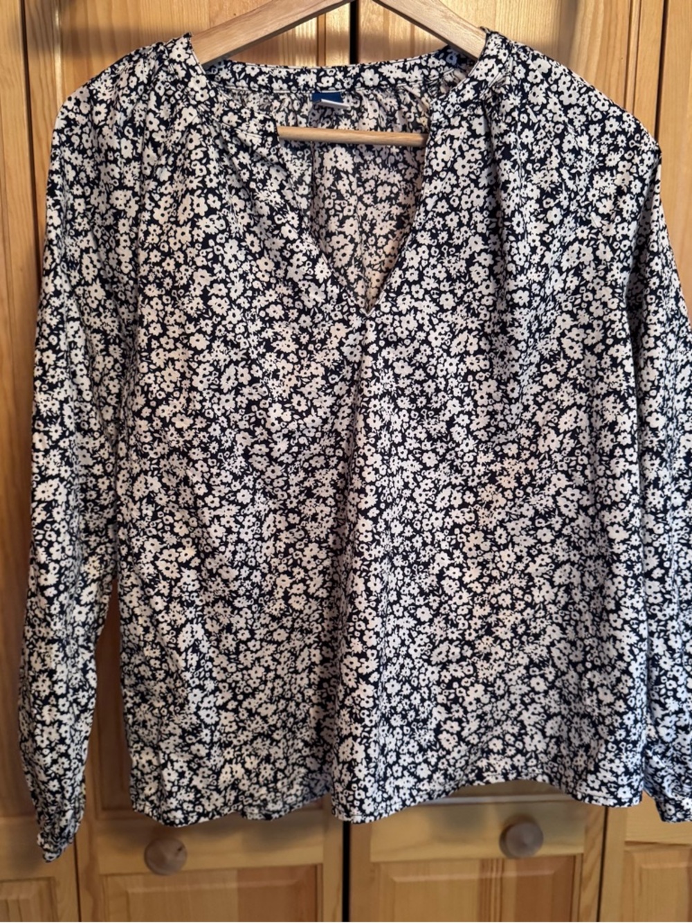 Old Navy Floral Long-Sleeve Blouse